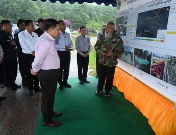 နိုင်ငံတော်စီမံအုပ်ချုပ်ရေးကောင်စီဥက္ကဋ္ဌ နိုင်ငံတော်ဝန်ကြီးချုပ် ဗိုလ်ချုပ်မှူးကြီးမင်းအောင်လှိုင် ရှမ်းပြည်နယ်(အရှေ့ပိုင်း)၊ လွိုင်မွေဒေသဖွံ့ဖြိုးတိုးတက်ရေး ဆောင်ရွက်ထားရှိမှုအခြေအနေများအား ကြည့်ရှုစစ်ဆေး စိမ့်စမ်းရေသွယ်တန်းခြင်းလုပ်ငန်းဆောင်ရွက်ရန်အတွက်  သက်ဆိုင်ရာပညာရှင်များနှင့် ဌာနဆိုင်ရာတာဝန်ရှိသူများမှ ကွင်းဆင်းစစ်ဆေးဆောင်ရွက်သွားရန်လို
