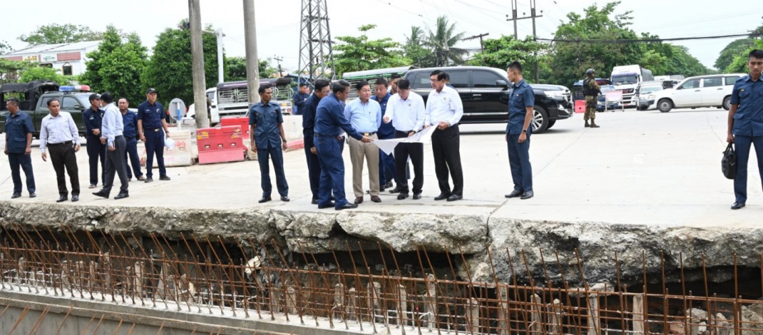 နိုင်ငံတော်စီမံအုပ်ချုပ်ရေးကောင်စီဥက္ကဋ္ဌ နိုင်ငံတော်ဝန်ကြီးချုပ် ဗိုလ်ချုပ်မှူးကြီးမင်းအောင်လှိုင် လှိုင်သာယာမြို့နယ်၊ မြို့ပြဖွံ့ဖြိုးတိုးတက်ရေးဆောင်ရွက်ထားရှိမှုအခြေအနေများနှင့် အနောက်ပိုင်းနည်းပညာတက္ကသိုလ်တို့သို့ သွားရောက်ကြည့်ရှုစစ်ဆေး