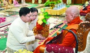 ၂ဝ၂၅ ခုနှစ်၊ ကာကွယ်ရေးဦးစီးချုပ်ရုံး (ကြည်း၊ ရေ၊ လေ) မိသားစုများ ဝါဆိုသင်္ကန်းဆက်ကပ်လှူဒါန်းပွဲ မင်္ဂလာအခမ်းအနား ကျင်းပ