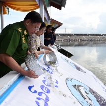 Families of Commander-in-Chief (Army, Navy and Air) office hold 2025 rainy season fish releasing ceremony