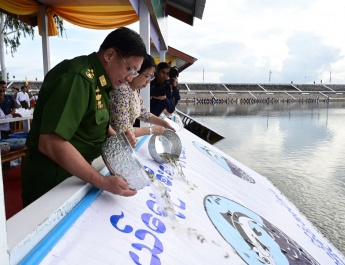 Families of Commander-in-Chief (Army, Navy and Air) office hold 2025 rainy season fish releasing ceremony