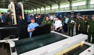 နိုင်ငံတော်စီမံအုပ်ချုပ်ရေးကောင်စီဥက္ကဋ္ဌ တပ်မတော်ကာကွယ်ရေးဦးစီးချုပ် ဗိုလ်ချုပ်မှူးကြီးမင်းအောင်လှိုင်  တပ်မတော်သားရေစက်ရုံ(မိတ္ထီလာ)သို့ သွားရောက်ကြည့်ရှုစစ်ဆေး