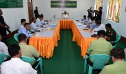 Chairman of State Security and Peace Commission of the Republic  of the Union of Myanmar Senior General Min Aung Hlaing meets departmental officials from Aunglan, discusses regional development  