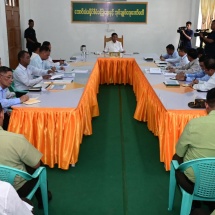 Chairman of State Security and Peace Commission of the Republic  of the Union of Myanmar Senior General Min Aung Hlaing meets departmental officials from Aunglan, discusses regional development  