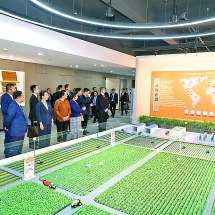 Acting President of the Republic of the Union of Myanmar, Chairman of State Security and Peace Commission of the Republic of the Union of Myanmar, Senior General Min Aung Hlaing and high-level Myanmar delegation visit Beidahaung Smart Agriculture Exhibition Center and Heilongjiang Huida Technology Co., Ltd.