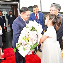 Acting President of the Republic of the Union of Myanmar, Chairman of the State Security and Peace Commission of the Republic of the Union of Myanmar, Senior General Min Aung Hlaing and high-level Myanmar delegation arrive in Beijing by special express train from Tianjin