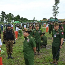 ကာကွယ်ရေးဦးစီးချုပ်ရုံး(ကြည်း၊ ရေ၊ လေ) မိသားစုများ၏ ၂၀၂၅ ခုနှစ် တတိယအကြိမ် မိုးရာသီသစ်ပင်စိုက်ပျိုးပွဲကျင်းပပြုလုပ်  “နိုင်ငံတော်သာယာဖို့ သဘာဝပတ်ဝန်းကျင်ထိန်းကြစို့”ဆိုသည့်ဆောင်ပုဒ်အား အထူးအလေးအနက်ထားဆောင်ရွက်