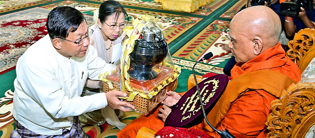 Families of Office of Commander-in-Chief (Army, Navy and Air) hold Maha Communal Kathina ceremony for 2025
