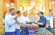 Acting President of the Republic of the Union of Myanmar, Chairman of State Security and Peace Commission, Senior General Min Aung Hlaing pays obeisance to Kyaik Than Lan Pagoda in Mawlamyine