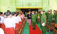 နိုင်ငံတော်လုံခြုံရေးနှင့် အေးချမ်းသာယာရေးကော်မရှင်ဥက္ကဋ္ဌ တပ်မတော်ကာကွယ်ရေးဦးစီးချုပ် ဗိုလ်ချုပ်မှူးကြီးမင်းအောင်လှိုင် ပြည်တပ်နယ်မှ အရာရှိ၊ စစ်သည်၊ မိသားစုများအား တွေ့ဆုံအမှာစကားပြောကြား
