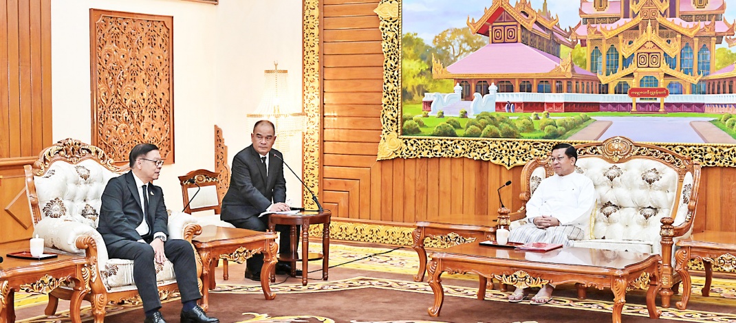 Acting President of the Republic of  the Union of Myanmar, Chairman of State Security and Peace Commission, Senior General Min Aung Hlaing receives a delegation led by Foreign Affairs Minister of Thailand