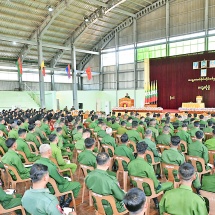 Chairman of State Security and Peace Commission Commander-in-Chief of Defence Services Senior General Min Aung Hlaing inspects security measures taken at Eastern Central Command area, meets with officers, other ranks and families of Kolam Station