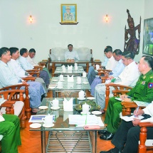 ပြည်ထောင်စုသမ္မတမြန်မာနိုင်ငံတော် ယာယီသမ္မတ နိုင်ငံတော်လုံခြုံရေးနှင့်အေးချမ်းသာယာရေးကော်မရှင်ဥက္ကဋ္ဌ ဗိုလ်ချုပ်မှူးကြီးမင်းအောင်လှိုင်မန္တလေးမြို့၊ မြို့အင်္ဂါရပ်နှင့်အညီဖွံ့ဖြိုးတိုးတက်ရေးနှင့် သန့်ရှင်းသာယာလှပရေးတို့အတွက် လိုအပ်သည်များ လမ်းညွှန်မှာကြား