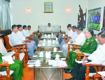 ပြည်ထောင်စုသမ္မတမြန်မာနိုင်ငံတော် ယာယီသမ္မတ နိုင်ငံတော်လုံခြုံရေးနှင့်အေးချမ်းသာယာရေးကော်မရှင်ဥက္ကဋ္ဌ ဗိုလ်ချုပ်မှူးကြီးမင်းအောင်လှိုင်မန္တလေးမြို့၊ မြို့အင်္ဂါရပ်နှင့်အညီဖွံ့ဖြိုးတိုးတက်ရေးနှင့် သန့်ရှင်းသာယာလှပရေးတို့အတွက် လိုအပ်သည်များ လမ်းညွှန်မှာကြား