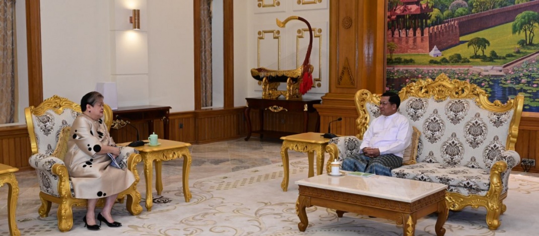 Acting President of the Republic of the Union of Myanmar, Chairman of State Security and Peace Commission Senior General Min Aung Hlaing receives delegation led by Special Envoy of ASEAN Chair to Myanmar Secretary of Foreign Affairs of the Philippines