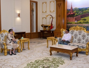 Acting President of the Republic of the Union of Myanmar, Chairman of State Security and Peace Commission Senior General Min Aung Hlaing receives delegation led by Special Envoy of ASEAN Chair to Myanmar Secretary of Foreign Affairs of the Philippines