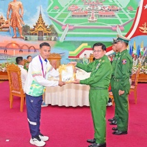 (၁၉)ကြိမ်မြောက် အာရှအားကစားပြိုင်ပွဲ၊ (၃၃)ကြိမ်မြောက် အရှေ့တောင်အာရှအားကစားပြိုင်ပွဲနှင့် (၁၃)ကြိမ်မြောက် အာဆီယံမသန်စွမ်းအားကစားပြိုင်ပွဲတို့တွင် ဆုတံဆိပ်များရယူဆွတ်ခူးပေးခဲ့ကြ သည့် နိုင်ငံ့ဂုဏ်ဆောင် တပ်မတော်သား အားကစားသမားများနှင့် ဆုတံဆိပ်များရရှိအောင် စွမ်းဆောင် ပေး ခဲ့သည့်နည်းပြများအား ဂုဏ်ပြုဆုများပေးအပ်ချီးမြှင့်