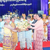 Special convocation dinner of Yangon University held, attended by Acting President of the Republic of the Union of Myanmar Chairman of State Security and Peace Commission Senior General Min Aung Hlaing and wife, Daw Kyu Kyu Hla 